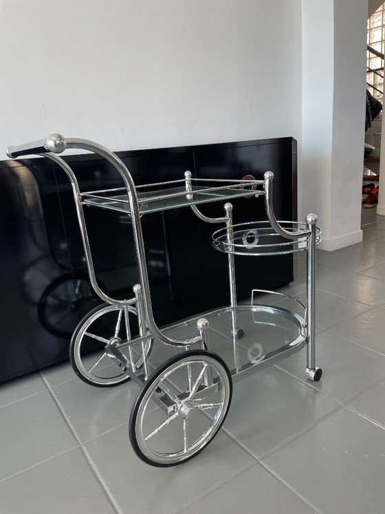Image 1 of Chariot de service chromé à 3 niveaux, style milieu du siècle.