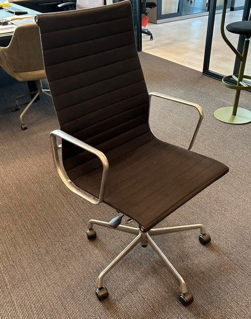 Vitra Eames EA119 office chair