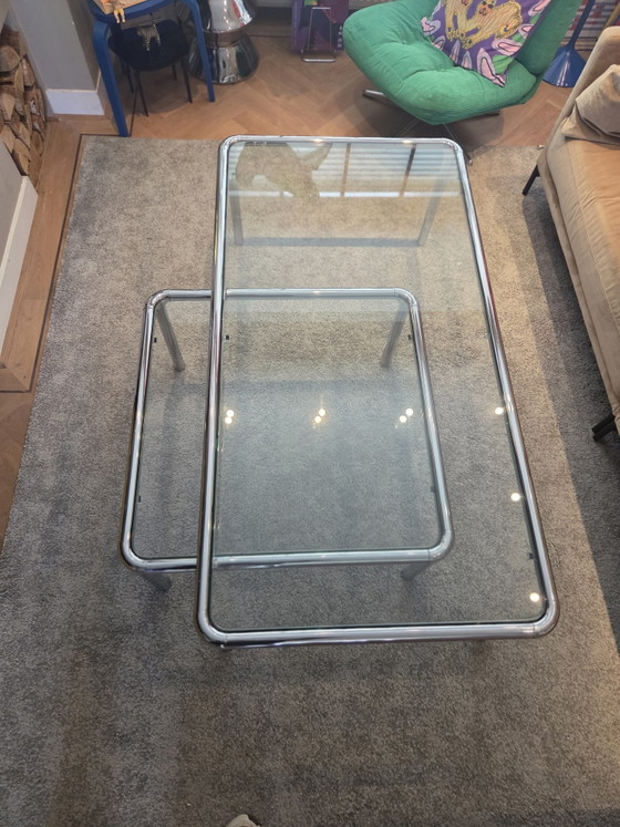 Image 1 of Ensemble de 2 grandes tables basses vintage style années 70, inspirées de l'ère spatiale