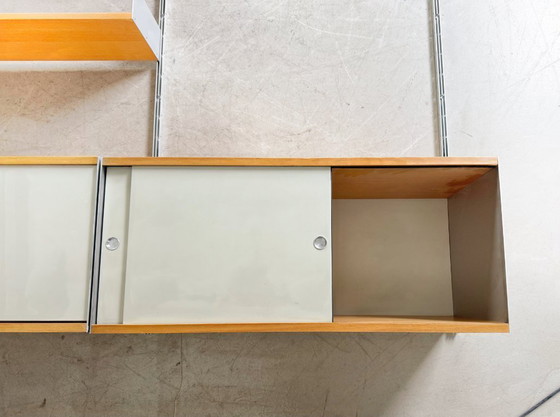 Image 1 of Originele Dieter Rams wandplank 606 Vitsoe hout design Bauhaus