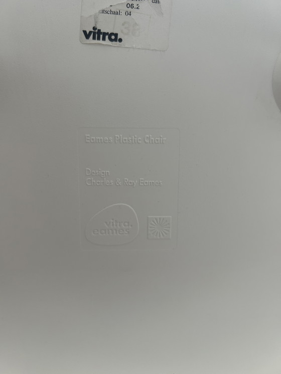Image 1 of Juego de 4 sillas Vitra Eames DSR - blanco / base cromada
