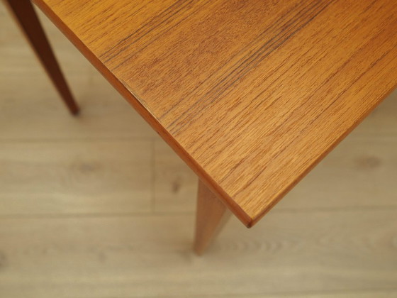 Image 1 of Escritorio de teca, diseño danés, década de 1970, fabricado en Dinamarca.