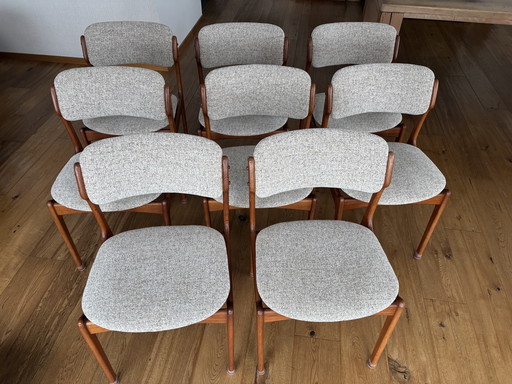 Erik Buch Model 49 Stoelen O.D. Mobler Vintage Nieuwe Stoffering