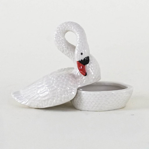 Porseleinen zwanendoos, jaren 60, gemaakt in Europa.