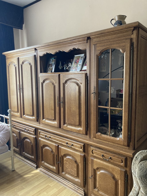 Grande armoire murale en chêne