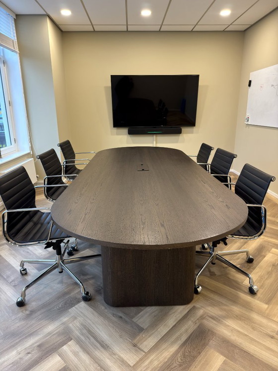 Image 1 of Table de réunion Kami Oval 1 - Arco