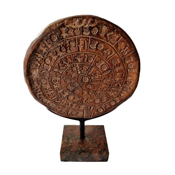Image 1 of Réplique du disque de Phaistos en Crète
