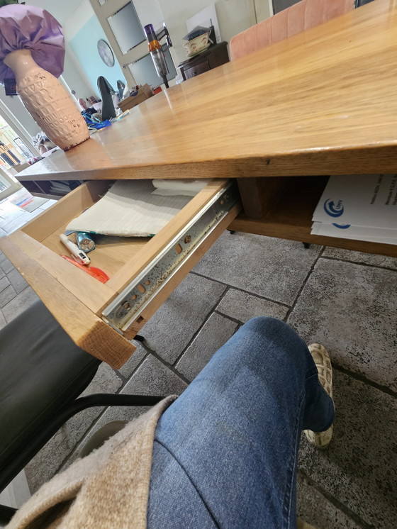 Image 1 of Table à manger séparée pouvant accueillir 6 à 8 personnes