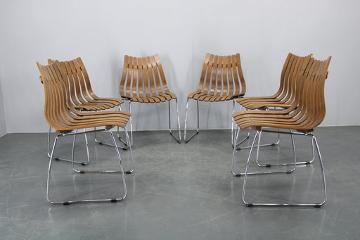 Ensemble de six chaises de salle à manger scandinaves en teck des années 1980