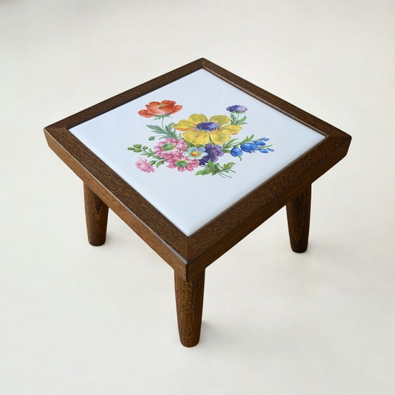 Image 1 of Rare vintage mini flower table with tile motif - yellow flower - 60s