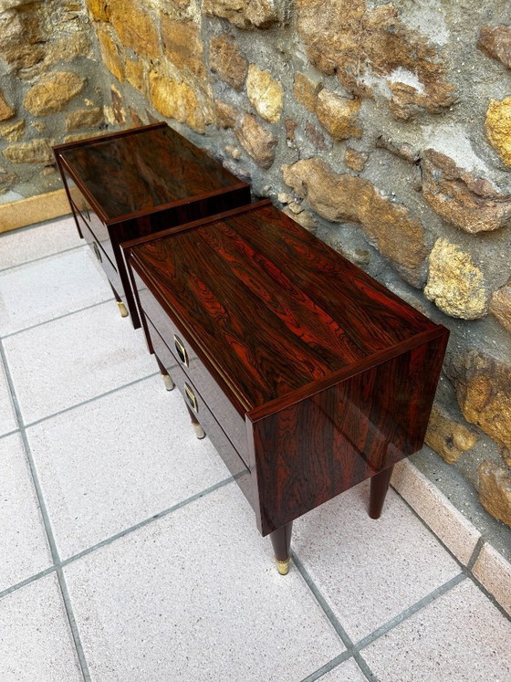 Image 1 of Comodini vintage di metà secolo – Impiallacciatura in mogano – Dettagli in ottone