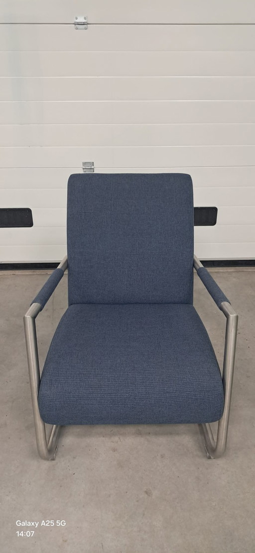 (bargain!) Beautiful Henders & Hazel Angelica Armchair AS GOOD AS ZGAN!