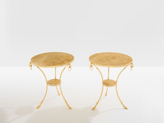 Image 1 of Coppia di tavoli gueridon in ottone e marmo neoclassici Maison Charles, anni '60