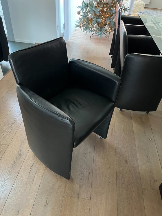 Image 1 of Desalto Stilt 430 design tafel met 6 kuipzeteltjes in leder