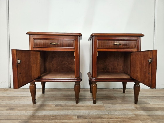 Image 1 of Paire de tables de chevet Art déco des années 1950 avec plateau miroir