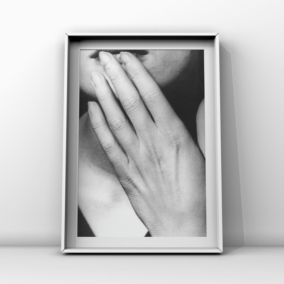 Image 1 of 1x Man Ray – Lee Miller with Hand, 1928