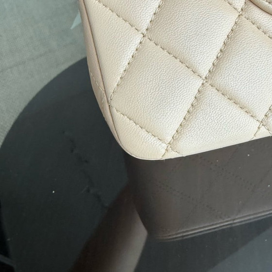 Image 1 of Chanel Classic Flap Medium - 25 cm gewatteerd lamsleer beige zilverkleurige hardware Serie 15