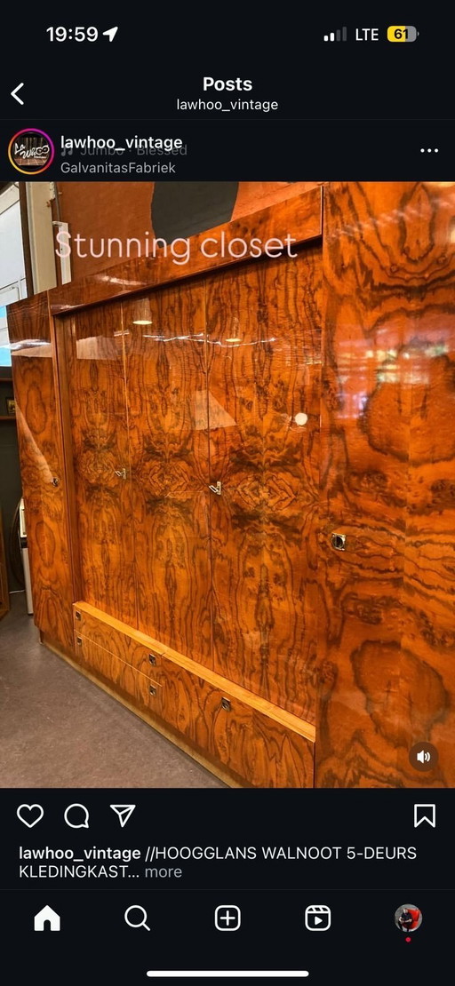 Straordinario armadio a 5 ante impiallacciato noce lucido