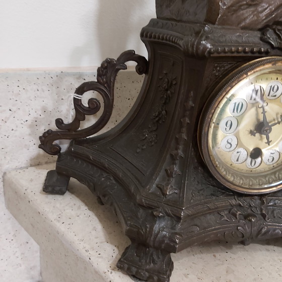 Image 1 of Repisa de chimenea francesa antigua en bronce artificial