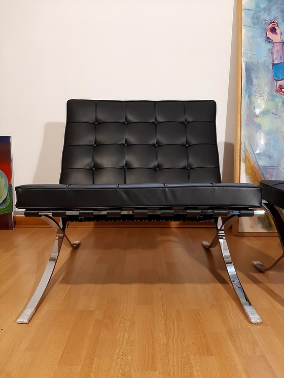 Image 1 of Knoll Set Barcelona New-Never Used Black Leather Design by Ludwig Mies Van Der Rohe and Lilly Reich (1929)