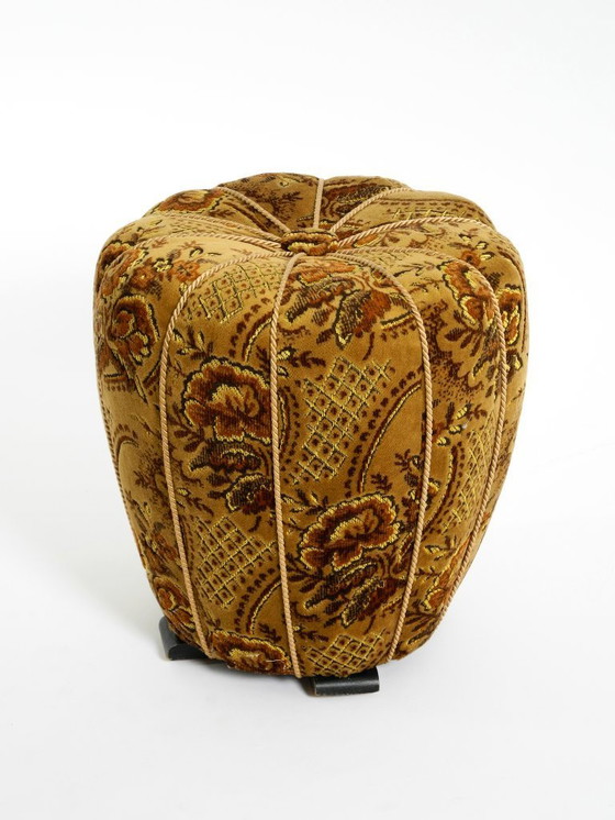 Image 1 of Originaler Pouf-Hocker von Jindrich Halabala aus dem Jahr 1958 – Hergestellt in Tschechien