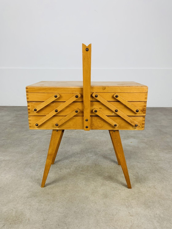 Image 1 of Travailleuse Vintage Pieds Compas, Bois, Années 60