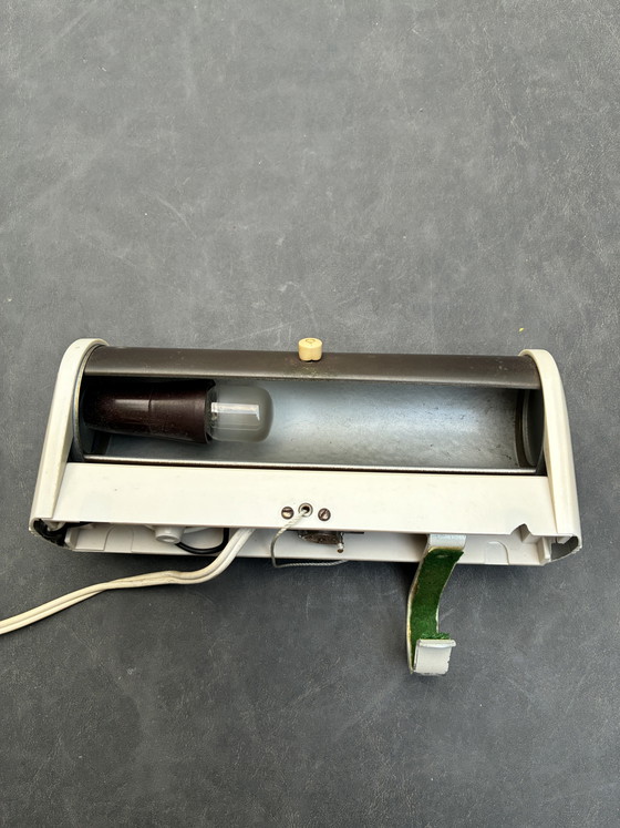 Vintage Compact Picture Light – Wall lights, Metal, Plastic (photo 10 of 13)