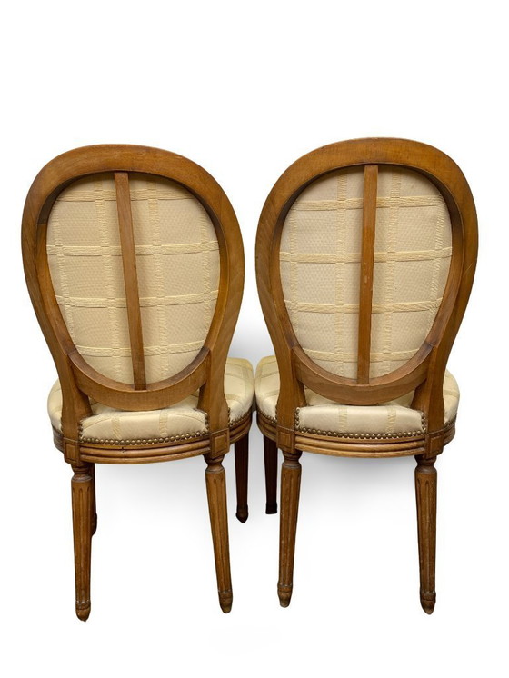 Image 1 of 2x Louis XVI Medaillon Stoelen - XIXe eeuw - Crème/honingkleur