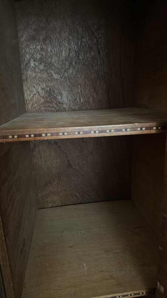 Image 1 of Vintage vitrine kast Neo Barok met invloeden van Louis XV