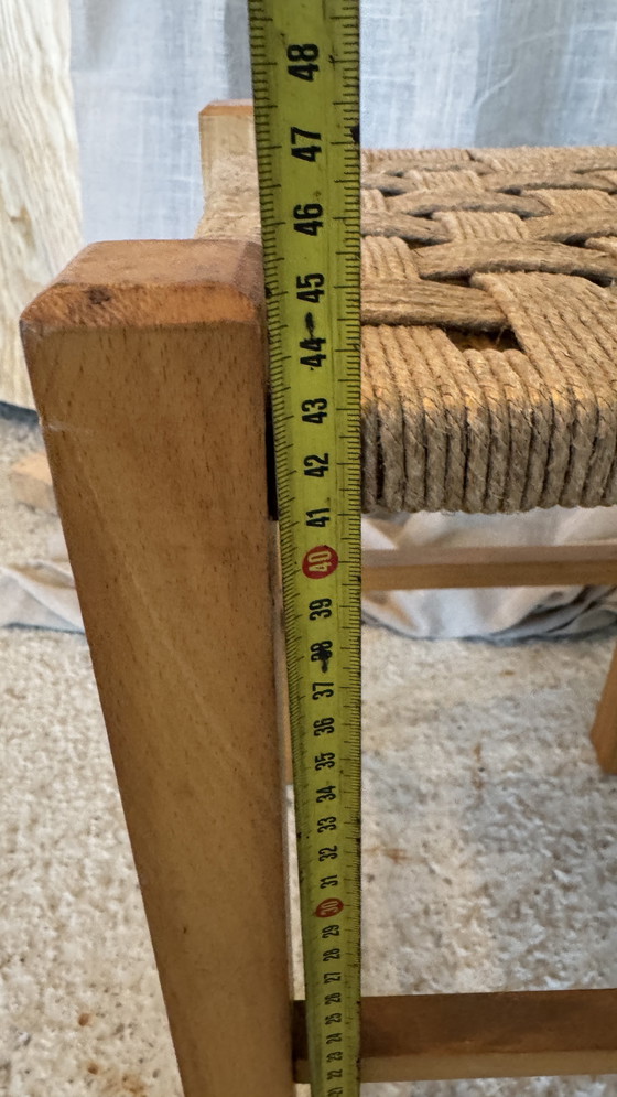 Image 1 of Taburete de mimbre