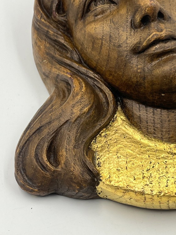 Altorelievo in Gesso Dorato L'Inspiré – Da Raoul Larche – Decorazioni murali, Ceramic (photo 2 of 10)