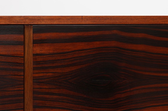 Image 1 of Seltener kleiner Art Deco Schrank mit schönem Holzmuster, Frankreich 1920er Jahre