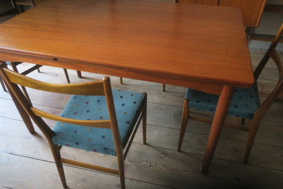 Image 1 of Juego de cuatro sillas de comedor de mediados de siglo con fundas turquesas, 1960