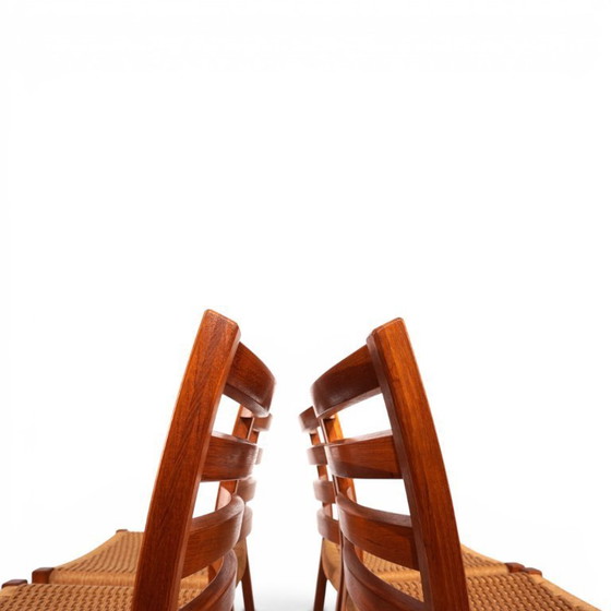 Image 1 of Niels Otto Møller Modèle 408, Ensemble de 4 chaises de salle à manger en teck Papercord pour J.L. Møllers, 1975
