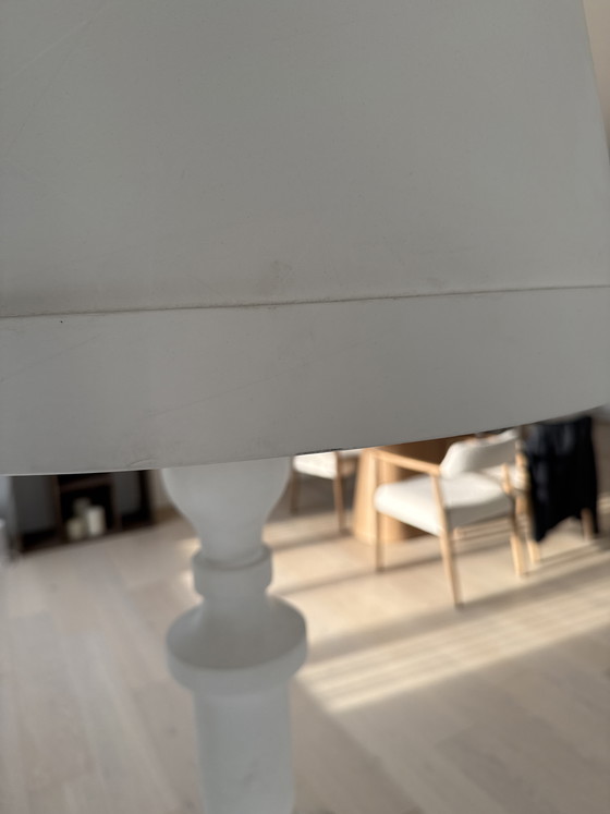 Image 1 of Lampada da terra di carta PIE - Moooi