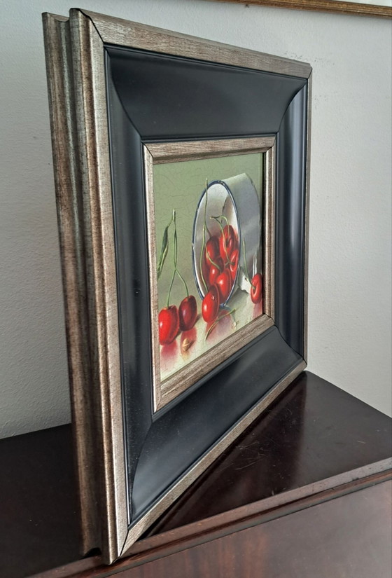 Kersen in emaille mok door Rob Ritchie – Schilderijen & Tekeningen, Canvas (photo 4 of 7)