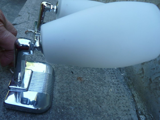 Image 1 of Paar INDA verstelbare wandlampen wit opaline chroom