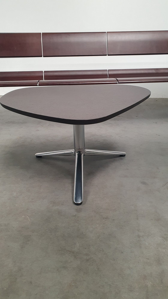 Image 1 of Tavolino di design Kei BULO, impiallacciato in rovere marrone scuro