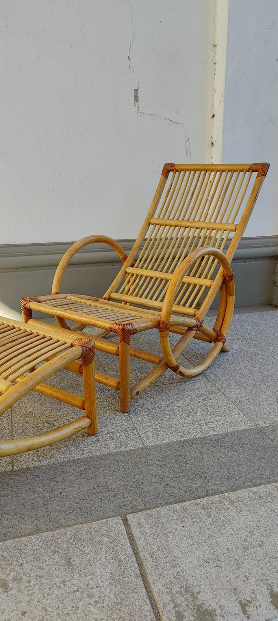 Image 1 of Ensemble chaise longue et pouf en rotin, années 1980