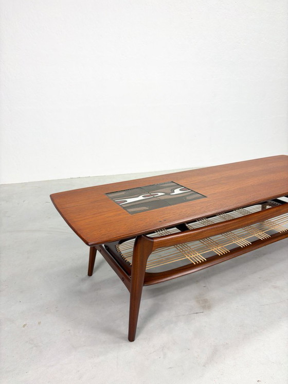 Image 1 of Salontafel Nr. 15 van Louis van Teeffelen voor Wébé