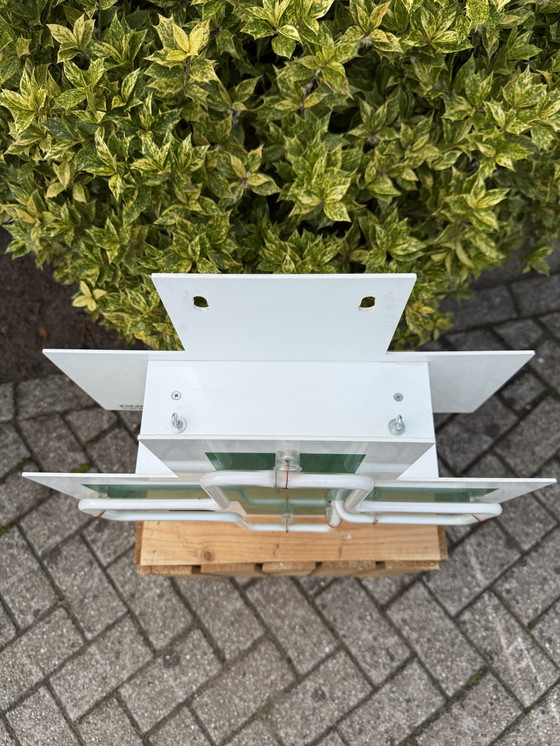 Image 1 of Neon lichtbak groen kruis vintage apotheek