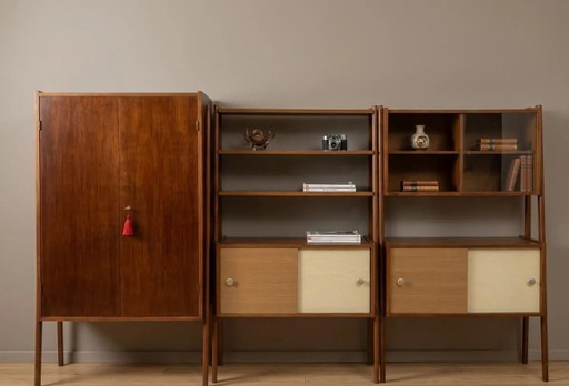 Sistema de estanterías de pared húngaro de mediados de siglo, 1960