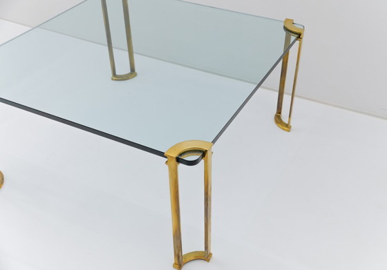 Image 1 of Tavolino da caffè vintage in ottone e vetro attribuito a Peter Ghyczy, anni '70
