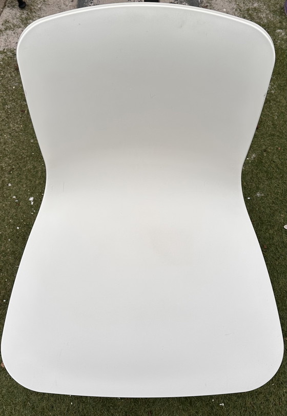 Image 1 of 6x Vitra Hal design chairs