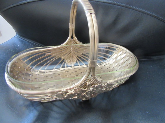 Image 1 of Goudkleurige mand in Hollywood Regency-stijl met glazen inzetstuk.