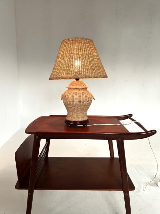 Lampada da tavolo vintage in rattan anni '60