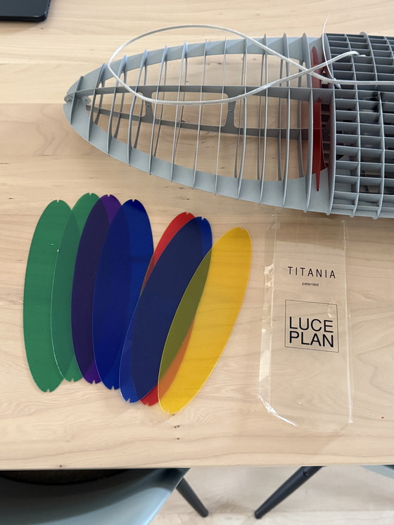 Image 1 of Titania Luceplan