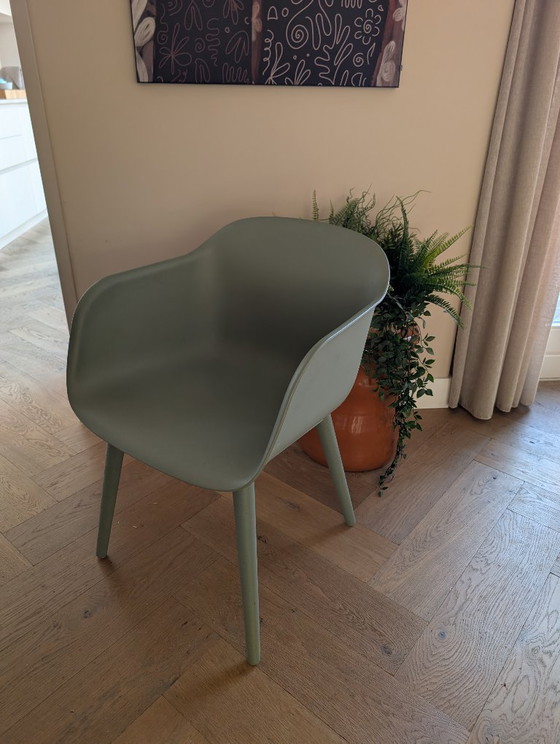 Image 1 of Juego de 6 sillas de comedor Muuto Fiber