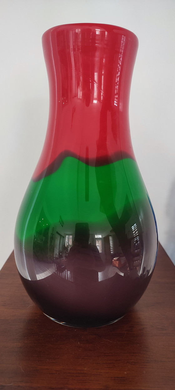 Image 1 of Jarrón tricolor abovedado de vidrio grueso