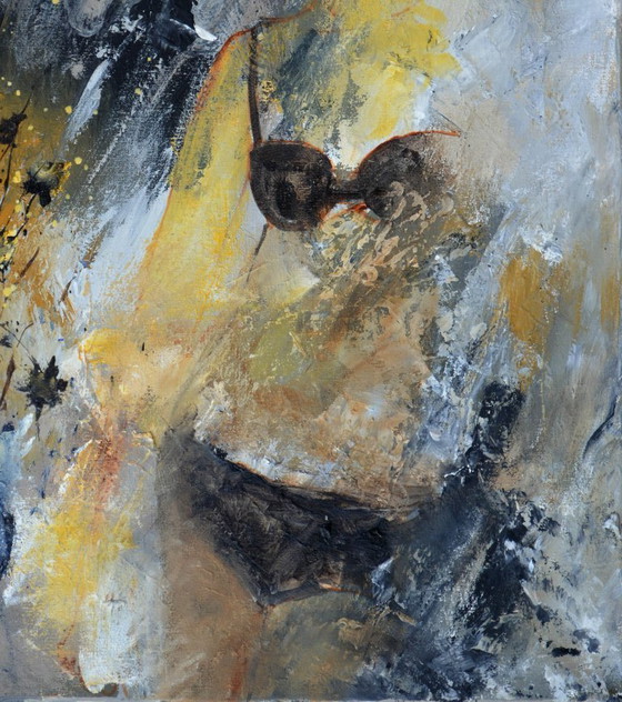 Image 1 of Elodie